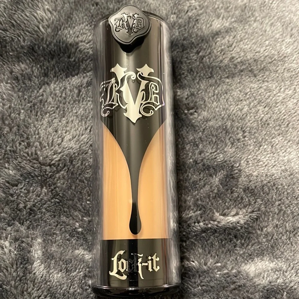 Kat Von D Medium 55 Neutral Lock-it Foundation